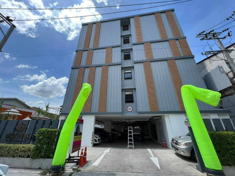 คอนโดติดรถไฟฟ้า1.5ล้านขายพร้อมผู้เช่า