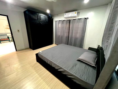 บ้านเดี่ยวให้เช่า : RSTSL102 ให้เช่า บ้านเดี่ยวหรู 2 ชั้น สุทธิสาร – ลาดพร้าว 64 ขนาดที่ดิน 55 ตร.ว. พื้นที่ใช้สอย 350 ตร.ม. 5 นอน 2 น้ำ 60,000 บาท  064-959-8900