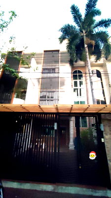 ทาวน์โฮมให้เช่า : 🏡✨ FOR RENT หมู่บ้าน 84 แมนชั่น – ซอยประดิษฐ์มนูธรรม 5 3 ห้องนอน 3 ห้องน้ำ ใกล้ MRT ลาดพร้าว 71 เพียงประมาณ 900 เมตร