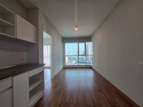 ขายคอนโด ลุมพินี เพลส รัชดา-สาธุ อาคาร 1 ชั้น 11 1 ห้องนอน ขนาด 28 ตรม ใกล้ Central rama 3