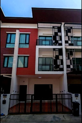ทาวน์โฮมให้เช่า : ให้เช่า | iField Bangna 
🏡 พร้อมเข้าอยู่ | 25,000 บาท/เดือน