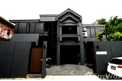 บ้านเดี่ยวให้เช่า : บ้านเดี่ยวให้เช่า 3 ห้องนอน ใน สะพานสอง, กรุงเทพมหานคร 6674158