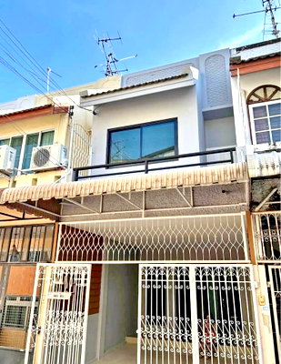 Townhouses for rent Thailand Cultural Centre  : HK0489, Townhouse for rent 2 Br., Ladphrao