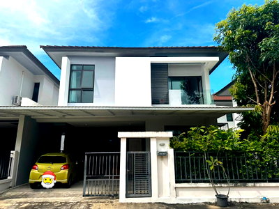 บ้านเดี่ยวให้เช่า : 🏡✨ FOR RENT | AURA RAMKHAMHAENG 94 3 ห้องนอน 3 ห้องน้ำ บ้านเดี่ยว 2 ชั้น เฟอร์นิเจอร์ครบ พร้อมเข้าอยู่ ✔️ สามารถเลี้ยงสัตว์ได้