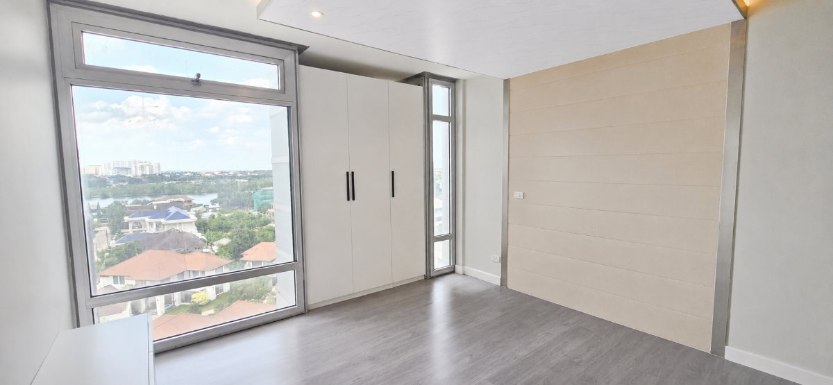 picture ✨🏙 For Sale Geneva 1 Condo extra Large Unit: 80 sq.m✨ - 2/10