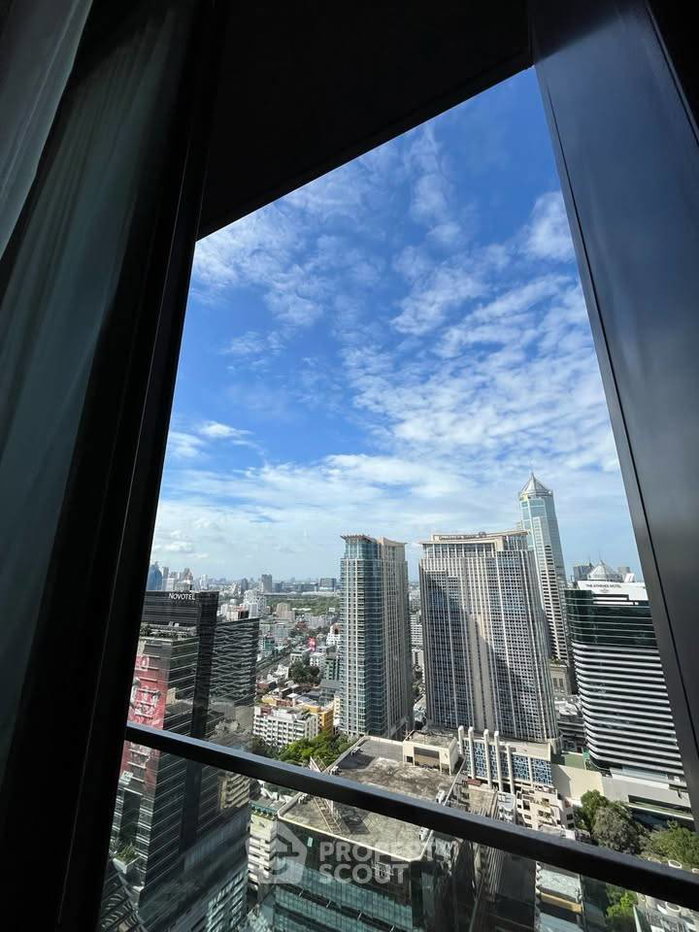 รูป คอนโด 1 ห้องนอน ชั้น 33 Noble Ploenchit ขายใกล้ BTS เพลินจิต (ID 3115295) - รูปที่ 4/11