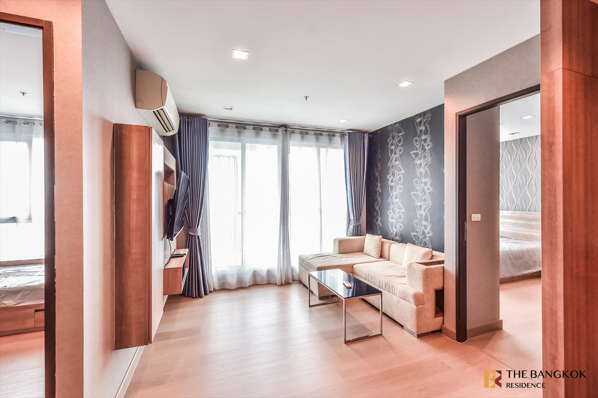 รูป RHYTHM Sathorn 🛋️ ทำเลสาทร ใกล้ BTS สะพานตากสิน เชื่อมต่อ CBD สะดวก  - รูปที่ 2/13