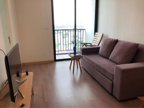 Add line : @cutecondo beautiful room + fully furnished Quick response