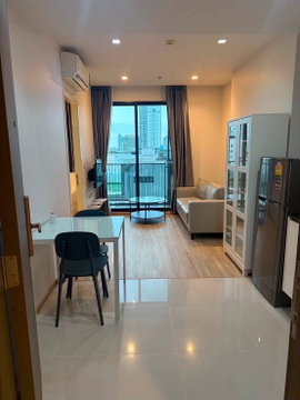 🔥 Large 36 sq.m. room in Ratchada area! Price 14,980 THB/month 🔥 🏡 Quint Ratchada 17 for rent