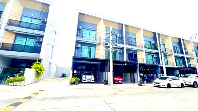 Townhouses for rent Hathai Rat Road : Sam Wa MRT Minburi 1.1 km. Townhome for rent, 3 floors, 3 bedrooms, 3 bathrooms, near Lotus Minburi, 700 m., Modern Lof style, Big C Suwinthawong, 20