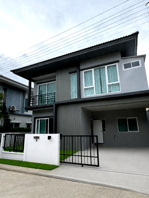 บ้านแฝด บางบัวทอง นนทบุรี : Q District Westgate บ้านแฝด CEDAR ขาย 4.29 ล้าน