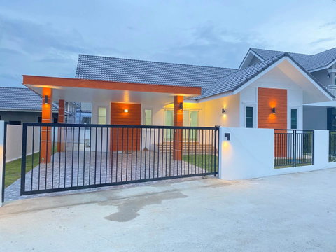 Detached House, Nong Chom - San Sai, Peaceful location, close to the city + Flood-free area