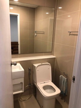 🔥 Spacious 33 sq.m. unit in the Chatuchak area! Only 13,980 Baht/month 🔥  🏡 For Rent: Denim Chatuchak ✨
