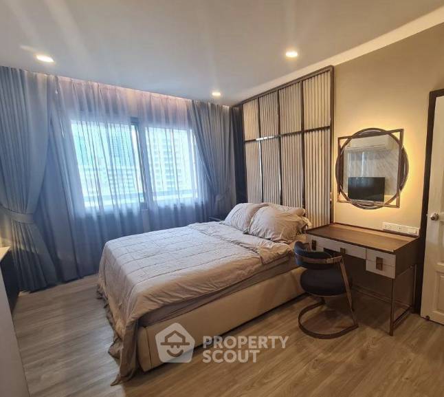 picture 3-BR Royal Castle Sukhumvit Near BTS Phrom Phong (ID 3132507) - 9/15