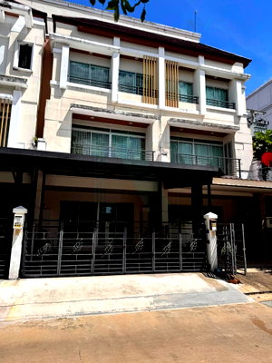 Townhouses for sale Chatuchak Station : 📌 For Sell Town house BAAN KLANG KRUNG THE ROYAL VIENNA RATCHAVIPHA - RATCHADAPHISEK 3-story 3 bedroom 3 bathroom