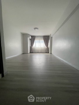 ขายคอนโด 3 ห้องนอน Thonglor Tower Condominium ใกล้ BTS ทองหล่อ (ID 2516783)