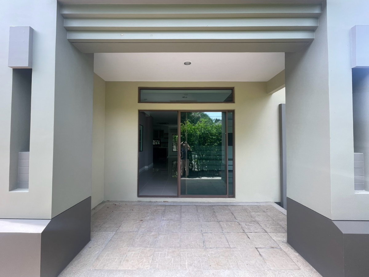 รูป ให้เช่า 4 ห้องนอน 108 ตร.ว พร้อมเข้าอยู่ -- โทรด่วน 094-641-5974 - รูปที่ 20/23