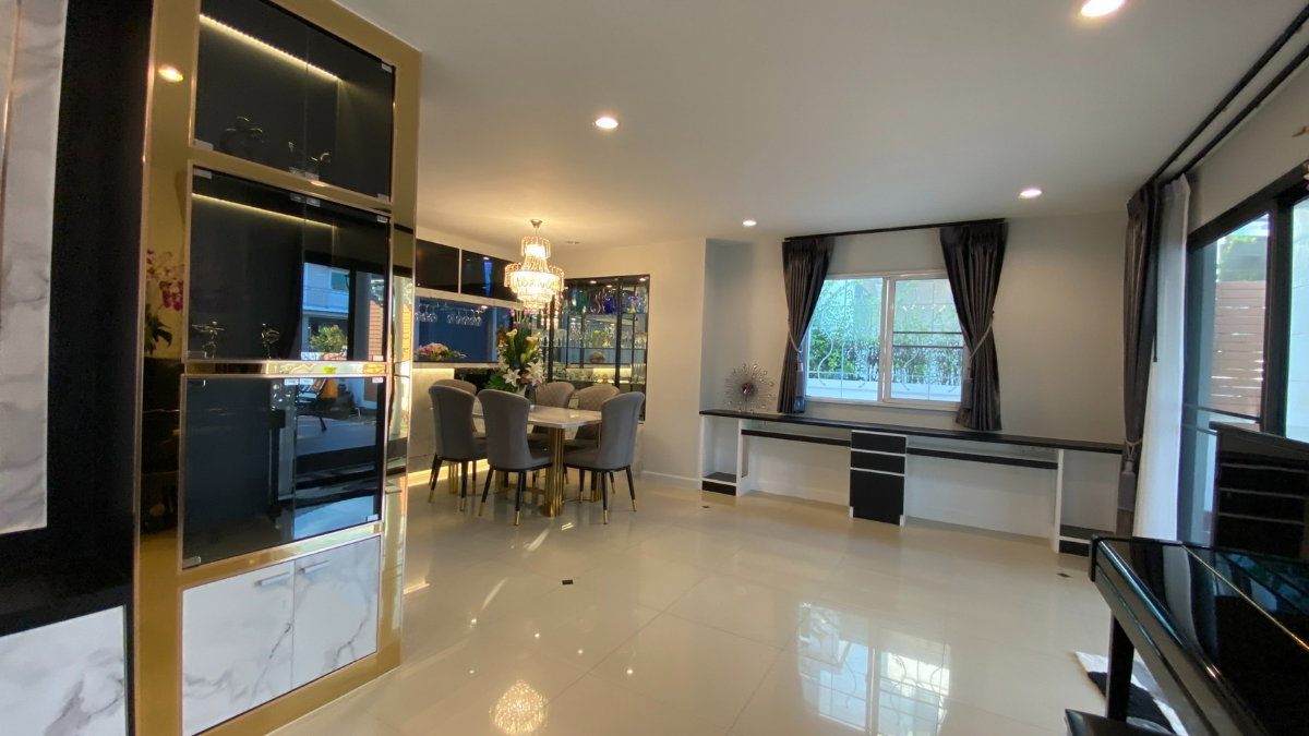 รูป บ้านเดี๋ยว 2 ชั้น หลังใหญ่ใกล้เมืองทองธานี ซอยแจ้งวัฒนะ-ปากเกร็ด 41 ถนนแจ้งวัฒนะ ให้เช่า - รูปที่ 4/30