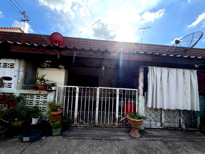 ทาวน์โฮม เทสโก้โลตัส ศรีนครินทร์ : 🔥 ทาวน์เฮ้าส์ชั้นเดียว ราคาเพียง 1.2 ล้าน! 🏡 หมู่บ้านศิริสุข 