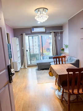 🏡 U Delight @ Huai Khwang Station | ห้องมุม 43 ตร.ม. ตึก A ชั้น 16 มี **2 ระเบียง + วิวเมือง** ห้องค่อนข้างโปร่ง และมีมุ้งลวด 