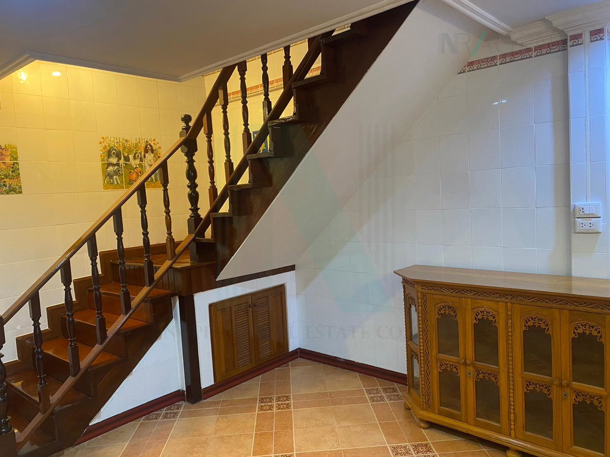 รูป ขายทาวน์เฮาส์ โครงการ หมู่บ้านอินทนนท์ 2 ชั้น 2 ห้องนอน 2 ห้องน้ำ - รูปที่ 2/8