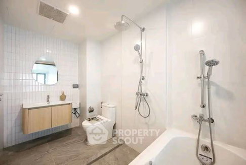 คอนโด 2 ห้องนอน Voque Sukhumvit 31 Condominium ใกล้ MRT สุขุมวิท (ID 3193276)