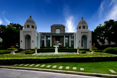 บ้านเดี่ยว สนามบินสุวรรณภูมิ : ขายด่วน! บ้านหรูย่านบางนา THE GRAND LUX บางนา-สวนหลวง พื้นที่ 120 ตรว. สภาพใหม่มาก!