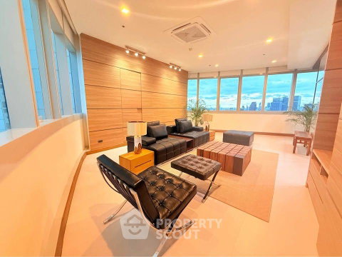 260 Sqm 3-BR 40th-Floor Millennium Residence BTS Asoke (ID 3194046)