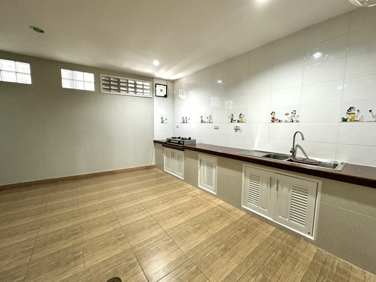 รูป ทาวน์เฮ้าส์ 3 ห้องนอน เทพารักษ์ 82 - รูปที่ 8/13