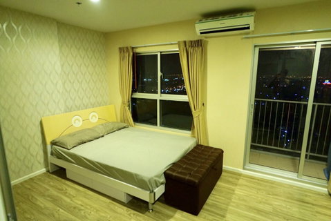 รูปภาพ **ห้องพร้อมอยู่** ให้เช่าอิซซี่คอนโดสุขสวัสดิ์ ISSI CONDO SUKSAWAD **วิวแม่น้ำ มีเครื่องซักผ้า**