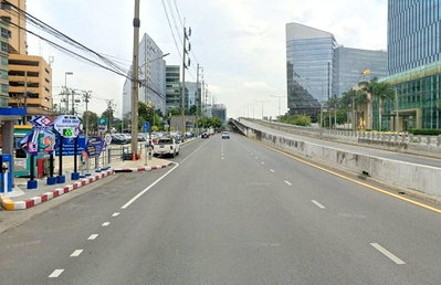 เช่าที่ดิน วัน แบงค็อก   : ปล่อยเช่า! อาคารสำนักงาน สภาพดี ใจกลางแยกอโศก ใกล้ Terminal 21 อโศก 
