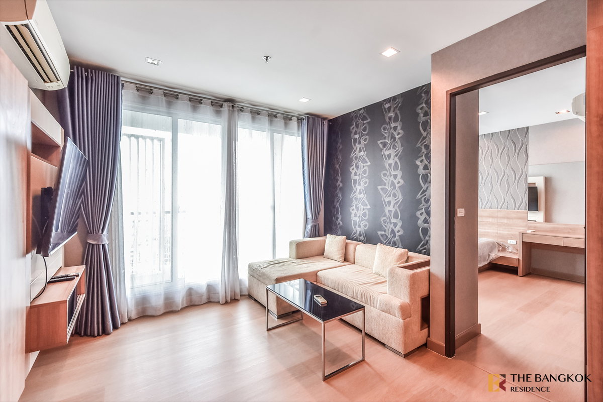 รูป RHYTHM Sathorn 🛋️ ทำเลสาทร ใกล้ BTS สะพานตากสิน เชื่อมต่อ CBD สะดวก  - รูปที่ 1/13