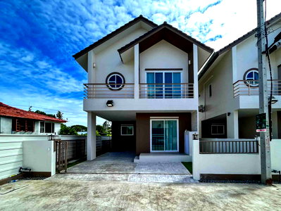 เช่าบ้านเดี่ยว ม.นอร์ท-เชียงใหม่ : 🏡 บ้าน 2 ชั้นให้เช่า ใกล้โรงเรียนนานาชาติปัญญาเด่น และกาดฝรั่ง หางดง ตกแต่งสไตล์มินิมอล | เฟอร์นิเจอร์ครบ | พร้อมเข้าอยู่