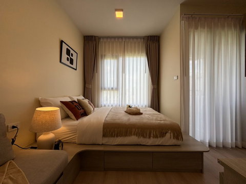 For Rent: COBE Ratchada Rama 9 — pet-friendly, resort-style living near MRT Thailand Cultural Centre.