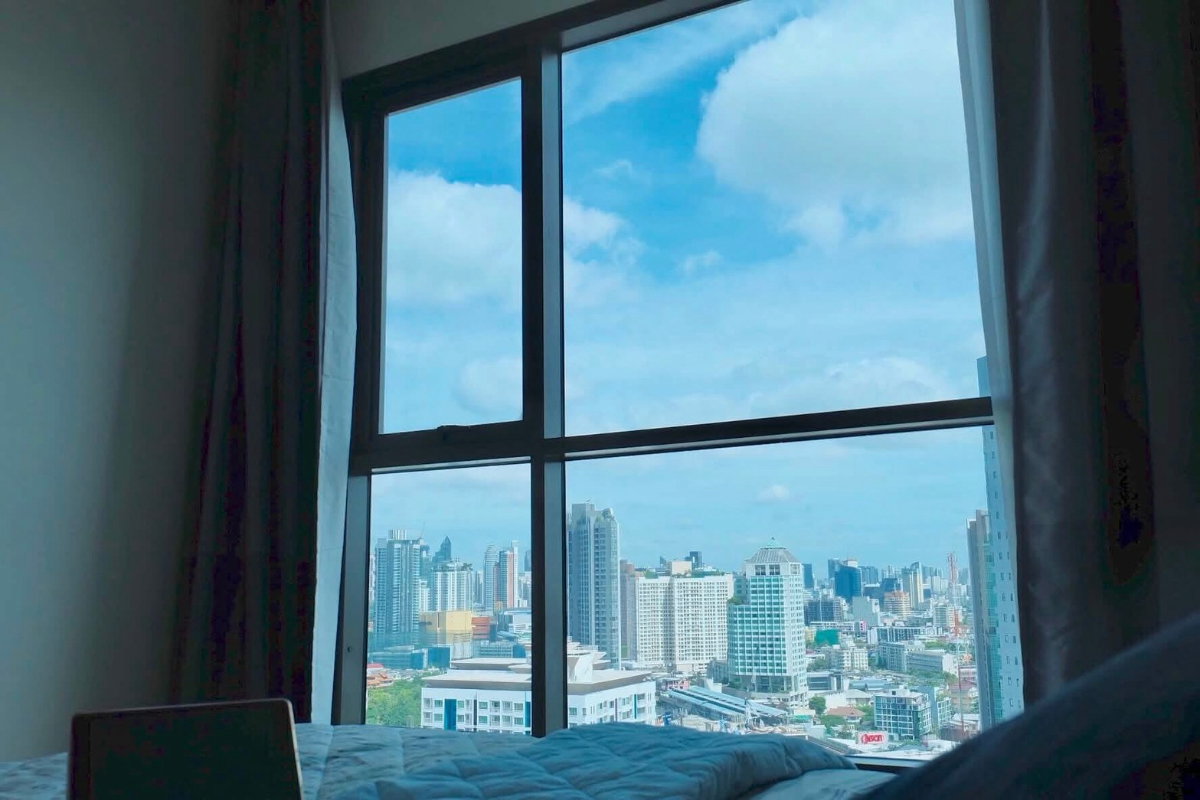 picture Life Sukhumvit                        48  - 7/10