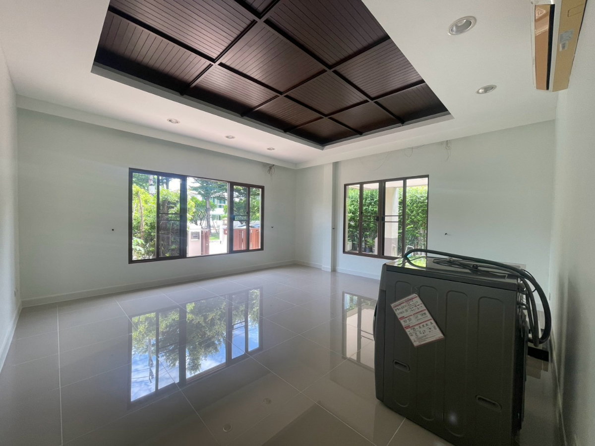 รูป ให้เช่า 4 ห้องนอน 108 ตร.ว พร้อมเข้าอยู่ -- โทรด่วน 094-641-5974 - รูปที่ 13/23