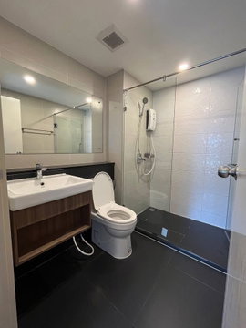 🔥 ห้องสวย ทำเลรัชดา! 30 ตร.ม. ราคาเพียง 11,980 บาท/เดือน 🔥  🏡 ให้เช่า Arise Ratchada 19