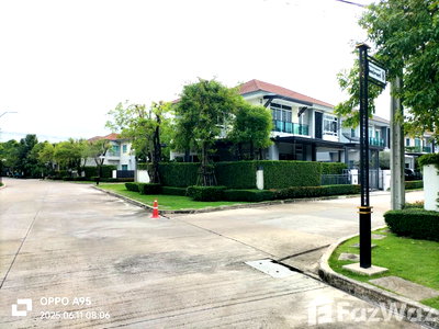 บ้านเดี่ยว ถนนกรุงเทพ-ชลบุรี มอเตอร์เวย์ : บ้านสวยหลังหัวมุม บิวท์อินแบบโมเดิร์นสวย พร้อมเข้าอยู่ 5586179
