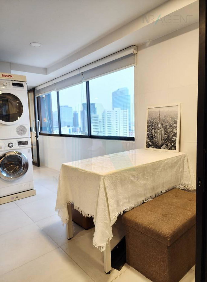 รูป 🎉 ขายคอนโด ศรีวรา แมนชั่น 2 อาคาร 1 ชั้น 16 2 ห้องนอน ขนาด 54 ตรม ใกล้ ใกล้ MRT ศูนย์วัฒนธรรม - รูปที่ 2/8