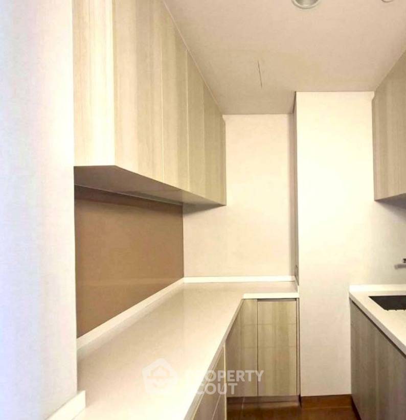 รูป ชั้น 43 คอนโด 2 ห้องนอน The Lumpini 24 ใกล้ BTS พร้อมพงษ์ (ID 3195657) - รูปที่ 3/7