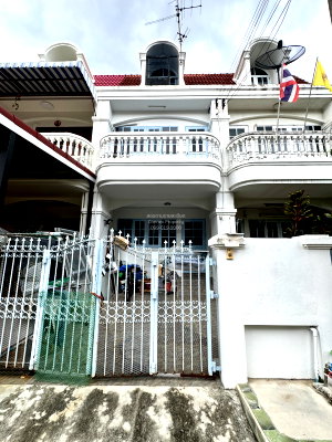 Townhouses for rent Thonburi Vocational College : For Rent Townhouse/Townhome  , Bussarakham Rim Nam , wide frontage , Arun Ammarin , Bangkok Noi , Bangkok , CX-165844 ✅ Live chat with us ADD LINE @connexproperty ✅