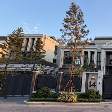 Connoisseur  บ้านหรูพัฒนาการ อยู่ต้นซอยพัฒนาการ32 แต่งครบ หลังสุดท้าย สนใจต่อรองราคาได้ค่ะ