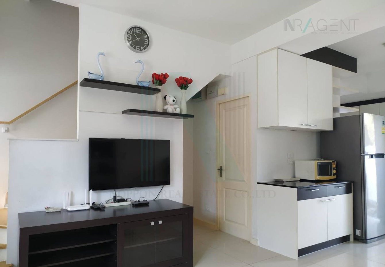 รูป ให้เช่าทาวน์เฮาส์ 3 ชั้น บ้านใหม่ พระราม 9 – ศรีนครินทร์ 3 ห้องนอน 3 ห้องน้ำ - รูปที่ 2/8