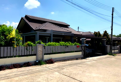 บ้านเดี่ยวให้เช่า : บ้านเดี่ยวให้เช่า ใกล้ม.รำไพพรรณี จันทบุรี