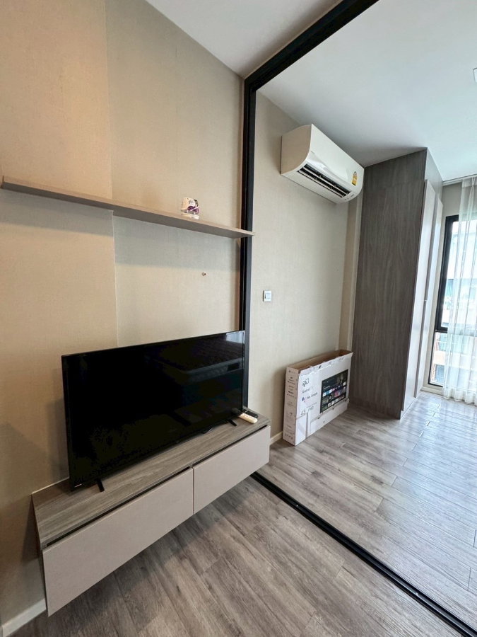 รูป ให้เช่า คอนโด | วิวสระว่ายน้ำ “Brown Condo Ratchada 32” 25 ตร.ม. ใกล้ MRT ลาดพร้าว - รูปที่ 3/10