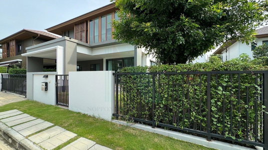 รูปภาพ ให้เช่าบ้านเดี่ยว 2 ชั้น บุราสิริ พัฒนาการ 4 ห้องนอน 5 ห้องน้ำ