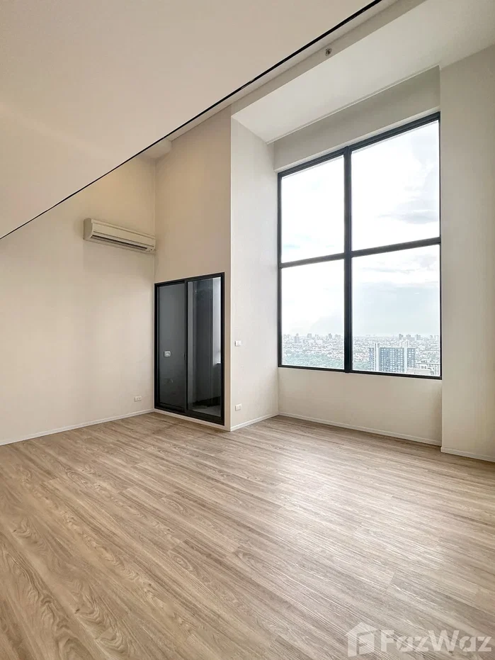 รูป Duplex 2BR with River View | 300m to BTS On Nut 6681955 - รูปที่ 4/15