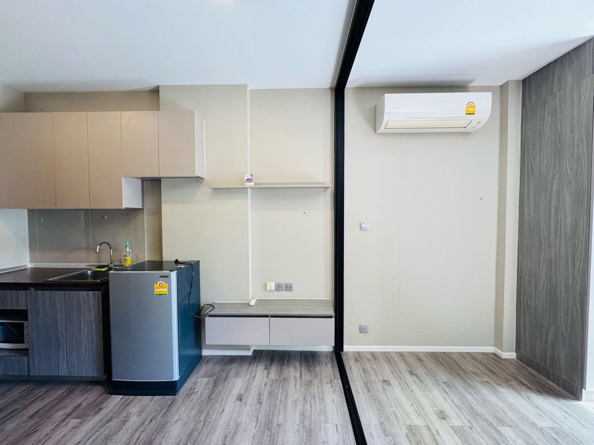 รูป ให้เช่า คอนโด | วิวสระว่ายน้ำ “Brown Condo Ratchada 32” 25 ตร.ม. ใกล้ MRT ลาดพร้าว - รูปที่ 6/10