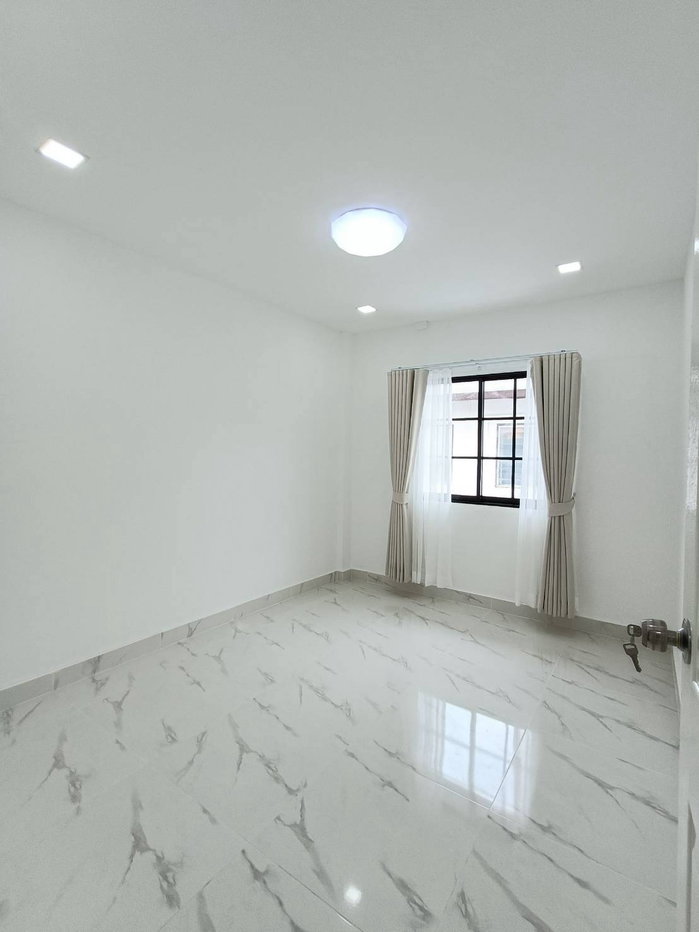 รูป หมู่บ้านจิรธร ซอยรามคำแหง 152 ทาวน์เฮ้าส์ รีโนเวทใหม่ พร้อมอยู่ แขวงราษฎร์พัฒนา สะพานสูง ทำเลดี ราคาถูก - รูปที่ 21/27