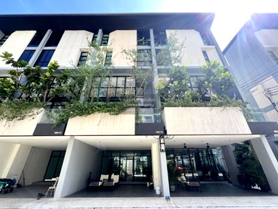 Home office for sale Samut Prakarn : Office for sale, home office, 4.5 floors, The Mixx, Phraeksa, near BTS Phraeksa, only 850 m. CX-136676 ✅ Live chat with us ADD LINE @connexproperty ✅